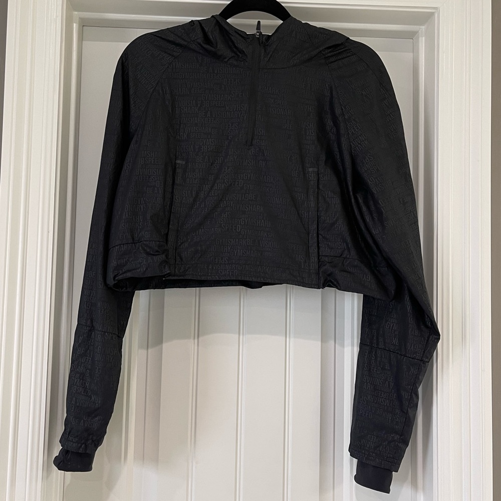 ✨✨Gymshark crapped zip up Hoodie ✨✨